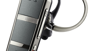 Motorola Endeavor HX: Bone Conduction Helps You Annoy Commuters In Clarity